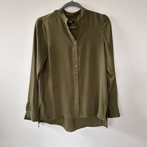 Premise Studio Women Long Sleeve Olive Button Down Blouse S